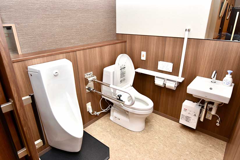 バリアフリートイレ